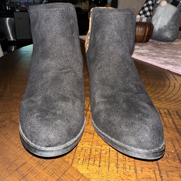 Boutique by Corkys Leopard Booties 7 - Picture 4 of 7